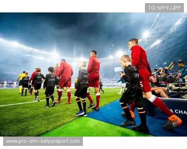 本菲卡凭借下半场定位球扳平比分，战术奏效显著