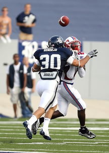 开云体育在线官网-拜仁传控优势明显，牢牢控制比赛，拜仁的传奇